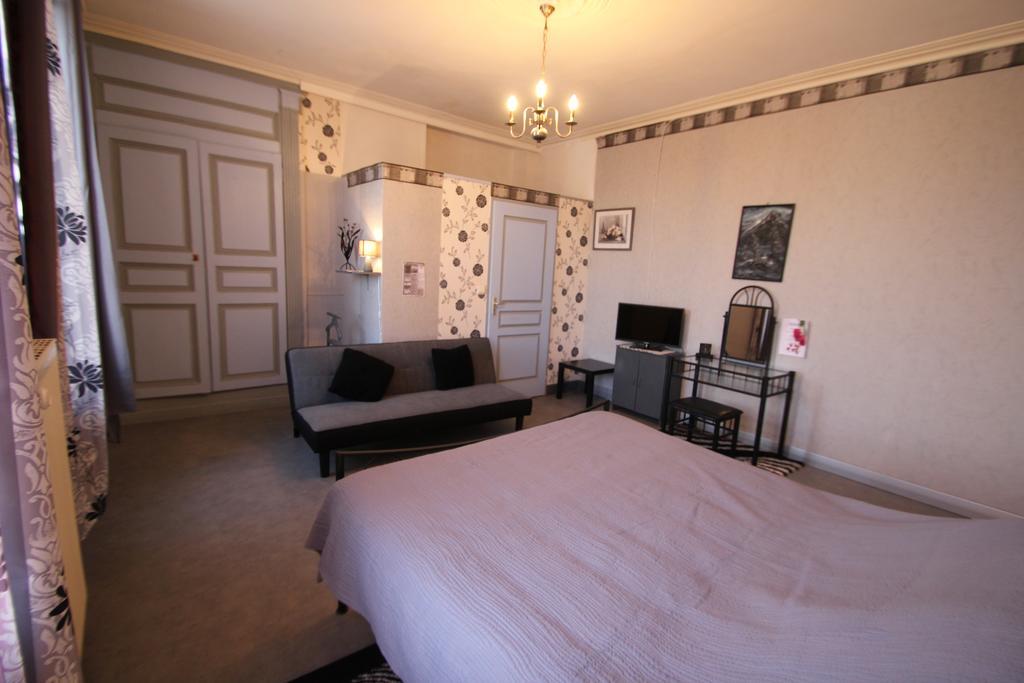 Domaine Des Roses Panzió Vaudelnay Szoba fotó